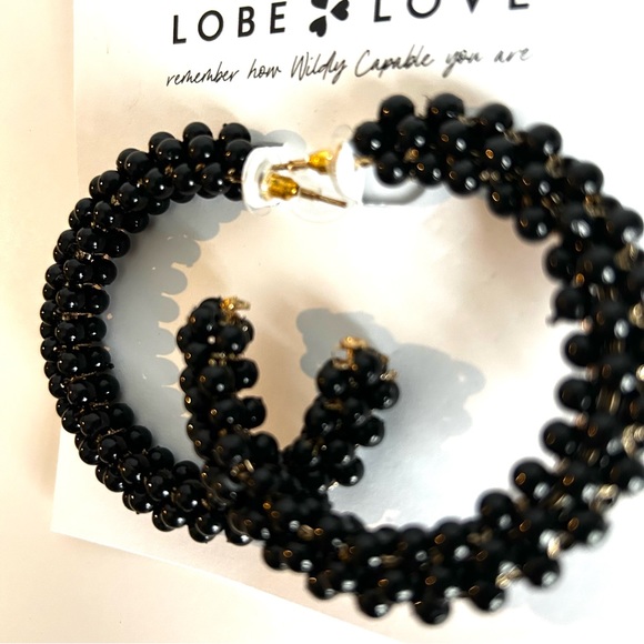 🌸LOBE LOVE Black Beaded Statement Hoops - Picture 2 of 4
